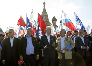 Dictatorship or Shadow Government in Moscow?