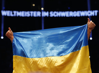 Ukrainian Militias Hint at anti-Kiev Coup