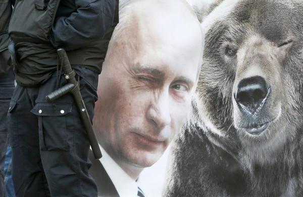The Russian Economy Stumbles Back to Its Feet