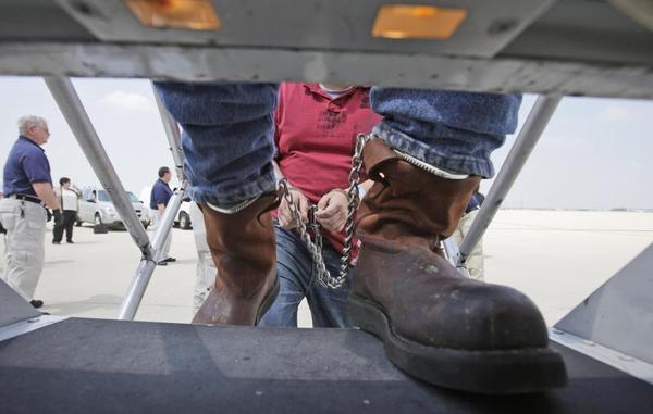 Let Illegal Immigrants Join the U.S. Military