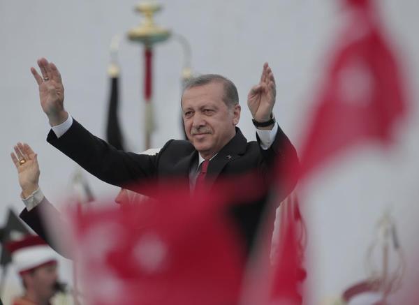 Turkey's Bitter Dispute over Golden Toilets