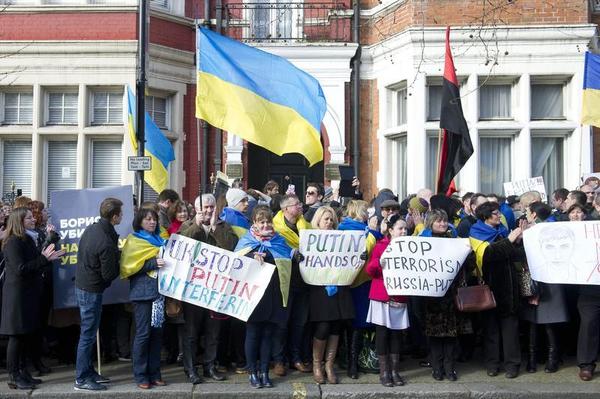 Putin Creates a United Ukraine