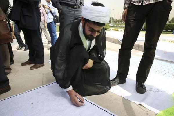 Iranians and Americans Support a Deal