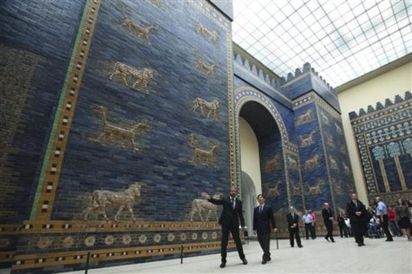 Berlin's Museums: Boring & Nobody Visits