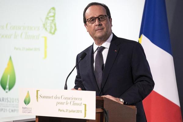 Hollande's Risky Re-Election Bet