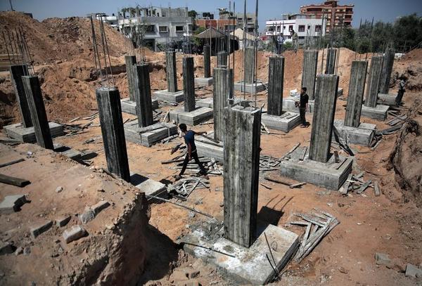 Israelis, Palestinians: Time Is Running Out