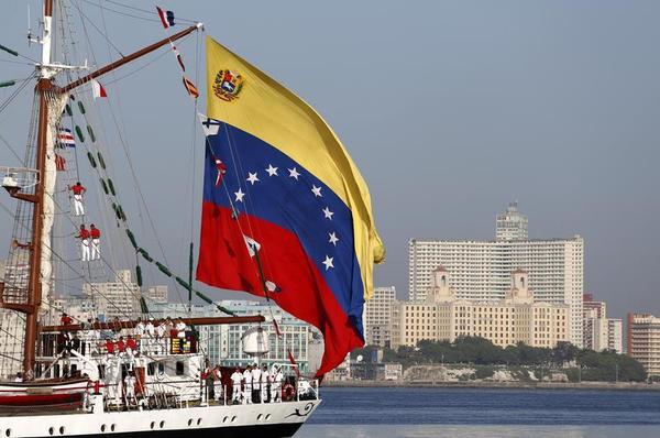 Venezuela Prints Heaps of Money