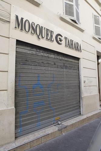 What Drives French Converts to Islam