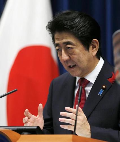 Reshuffle Brings Abe's Foes into Cabinet