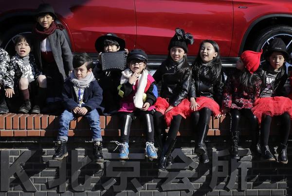 China: Please, Please Have More Kids
