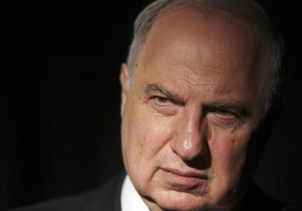 The Iraq War's Little Con Man Dies