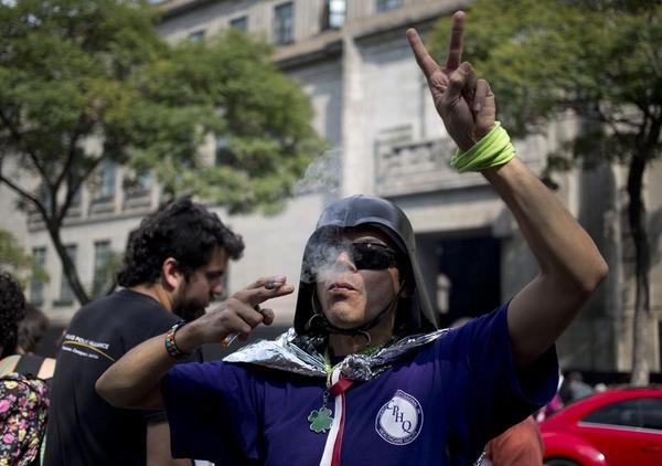 If Mexico Legalizes Pot, What Will U.S. Do?