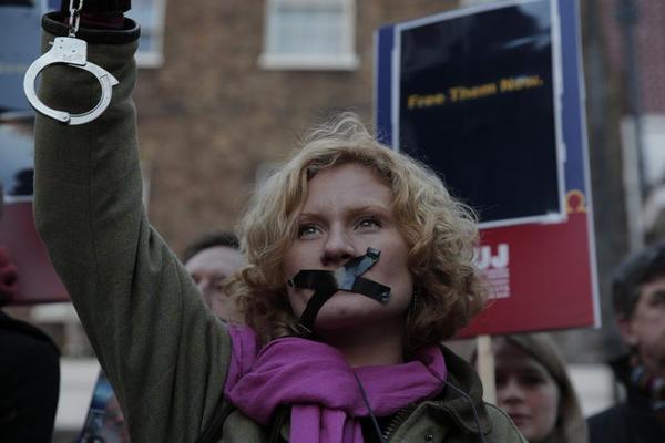 In Britain, Free Speech Goes Out with a Whimper