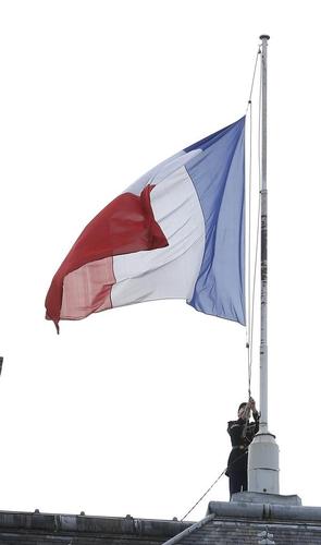 Fight This War the French Way