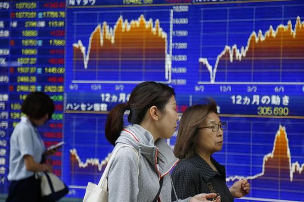 Japan Needs Workers. Women Are Ready.