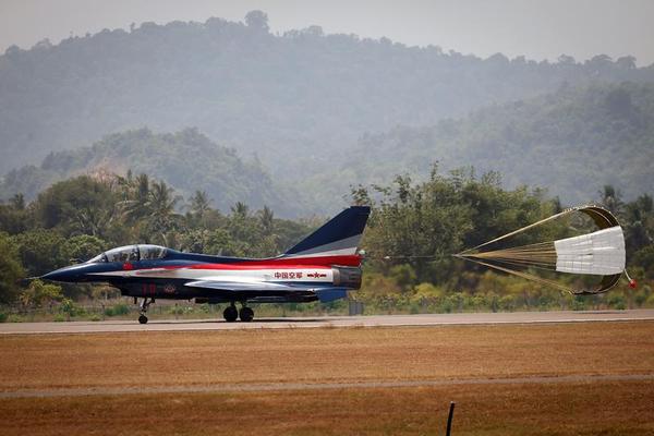 This Is Why America Should Fear China's Air Force
