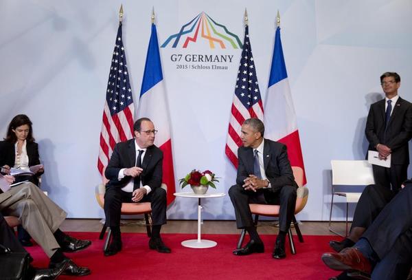 Obama to Hollande: Stay the Course Against Russia