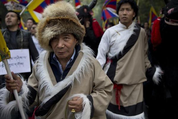 China Hides the Real Tibet from Congress