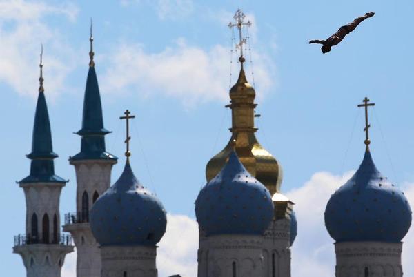 The Transatlantic Cost of Russia Sanctions
