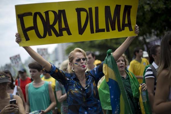 Brazilian Protestors Demand Rousseff's Impeachment
