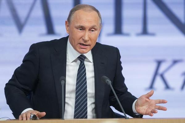 Stick With the Sanctions on Russia