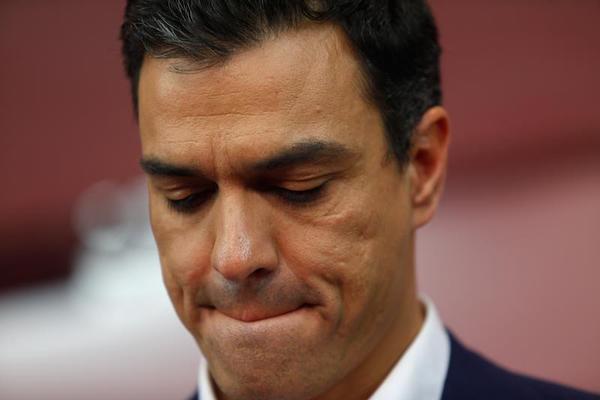 Spain's Wounded Giant Plays Kingmaker