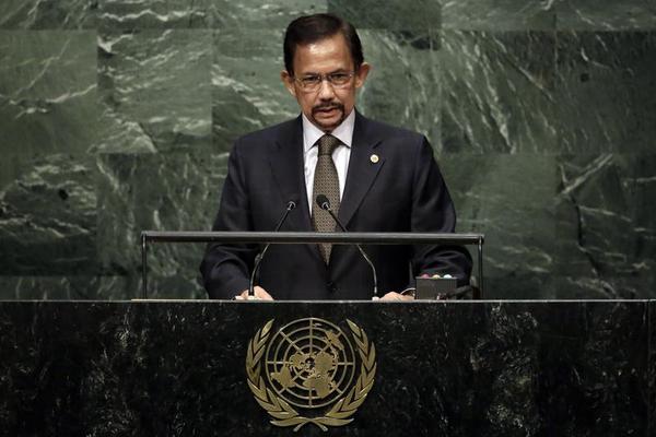 How the Sultan of Brunei Banned Christmas