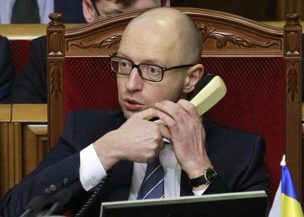 Ukrainians, Ignore Russia