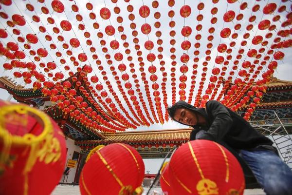 China's Migrants Go Home -- And Stay There