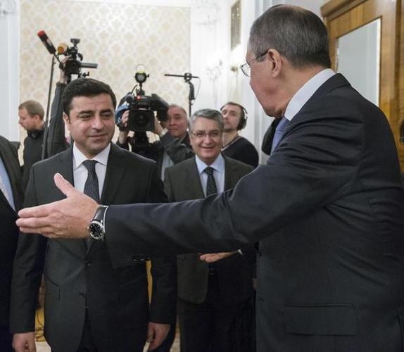 Why Are Syrian Kurds Pivoting Toward Moscow?