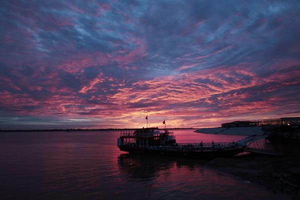 Requiem for a Great Waterway