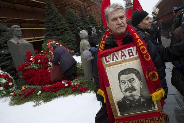 A Communist Thorn in Putin's Side