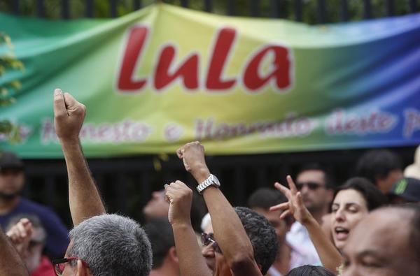 The Turbulent End of a Political Era in Brazil