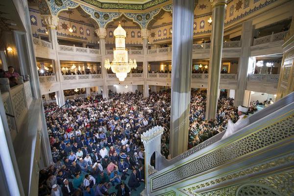 How Putin Nurtures a Distinctively Russian Islam