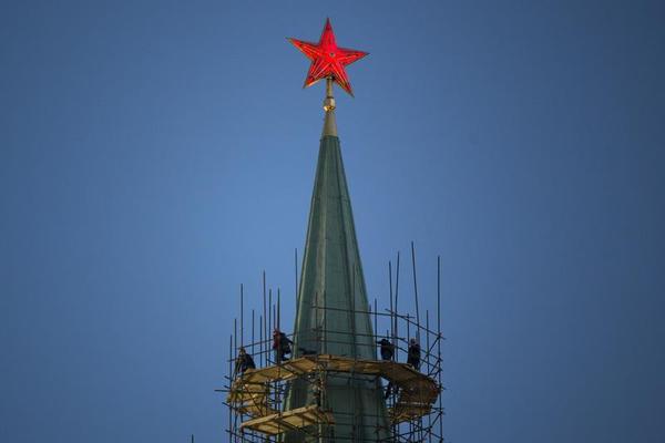 China Fears a Soviet Ending