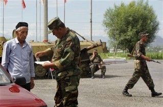 Russia, U.S. Fail Kyrgyzstan