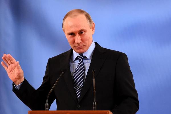 How Putin Feeds the Myth of His Power
