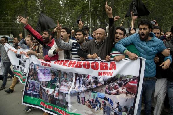 Kashmiris Are Picking Up Their Guns Again