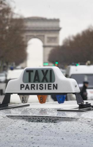Paris Steps Up Its Anti-Car Drive