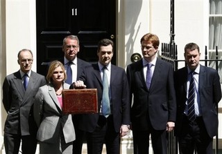 UK's Tories Unite with Tea Party