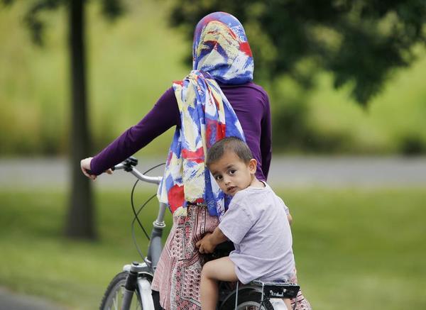 Europe: Filled With Migrants and Lacking Leaders