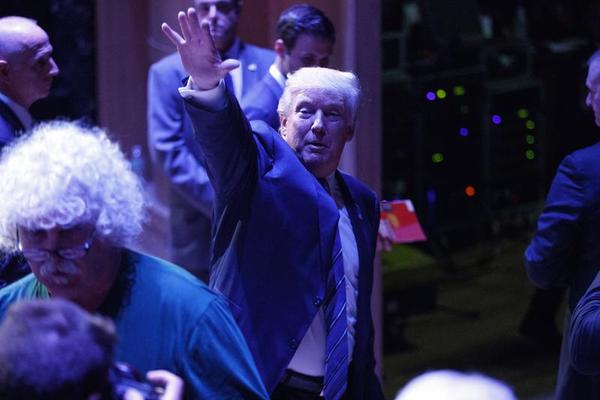 Trump Finds a Russian Policy He Won’t Defend