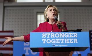 Obamacare Setbacks Endanger Clinton's Health Care Agenda