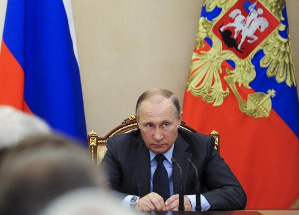 Why Russia Is Discrediting American Democracy