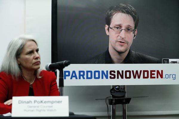 Pardon Edward Snowden