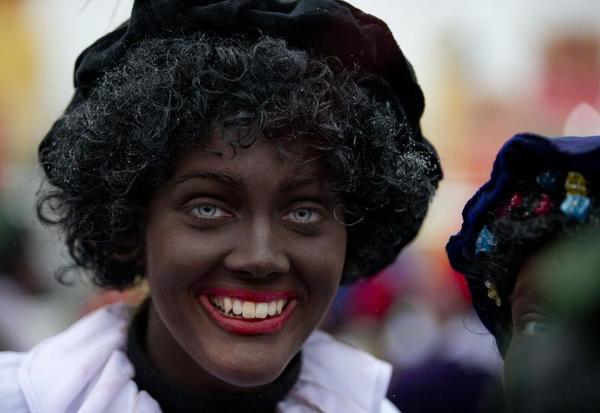 Dutch Slowly Recognizing That Zwarte Piet Is Racist & Weird