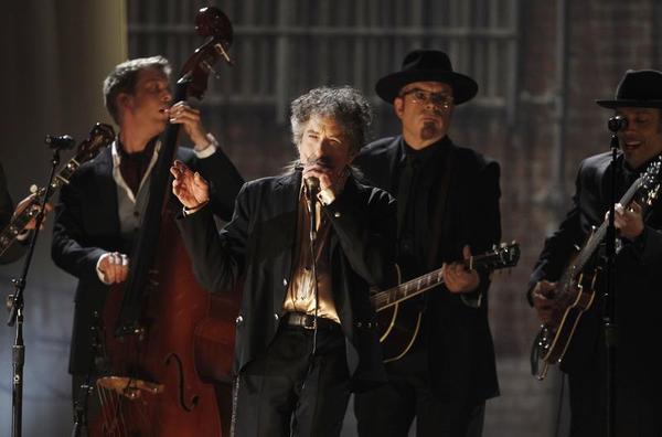 Does Russia’s Literary Elite Think Dylan Deserves the Nobel?