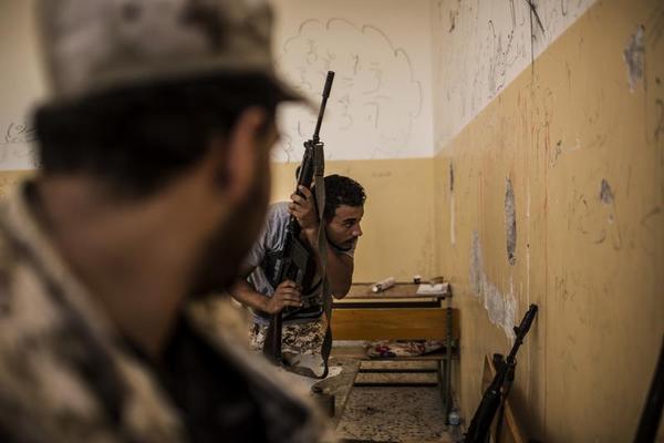Strongman's Shadow Looms Over Battle for Libyan City