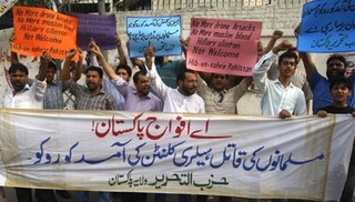 Nervous Pakistan on Knife's Edge