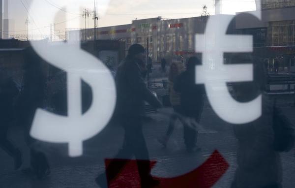 How Russia Stays Afloat